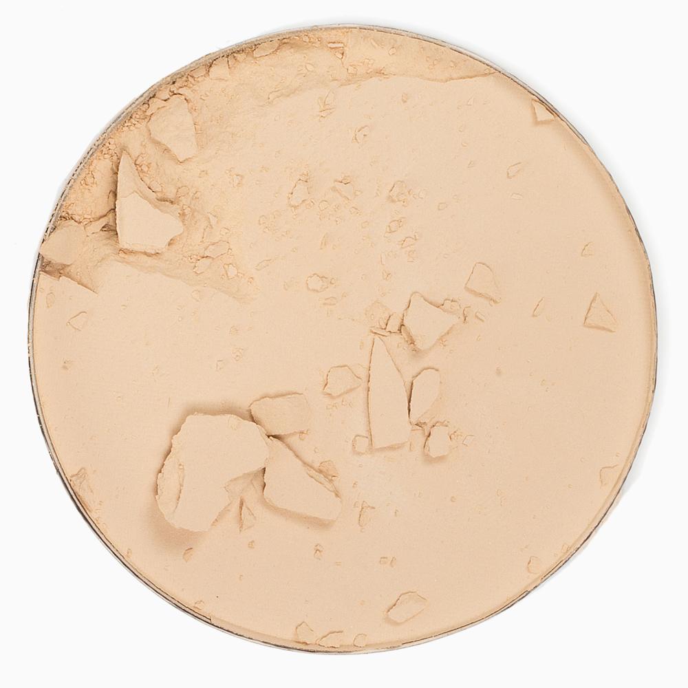 Be At One Be Cheeky Powder SPF 15 - Feather Light