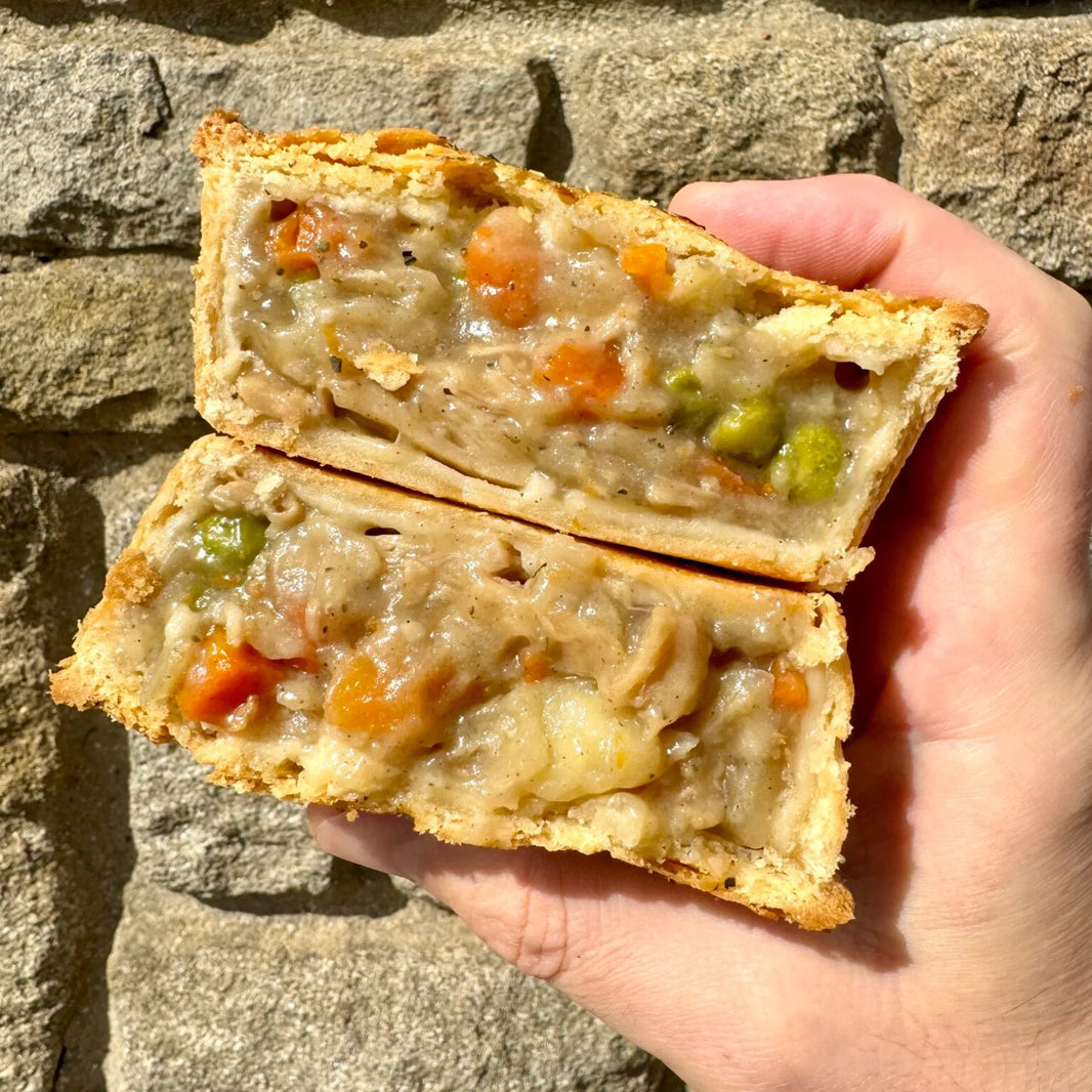 Magpye Plant Powered Roast Chickn Dinner Pie